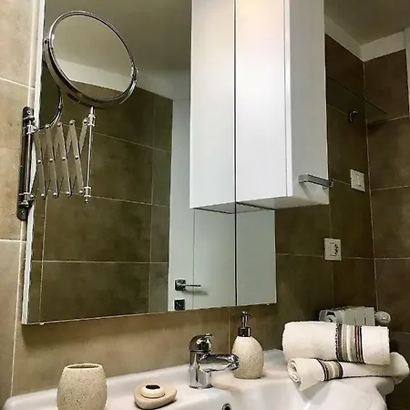 Gb Vatican Apartment